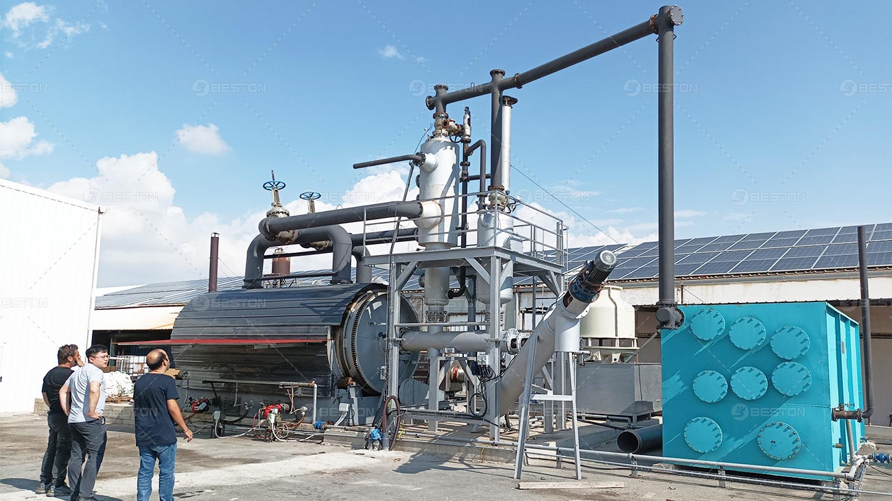 Pyrolysis oil plant